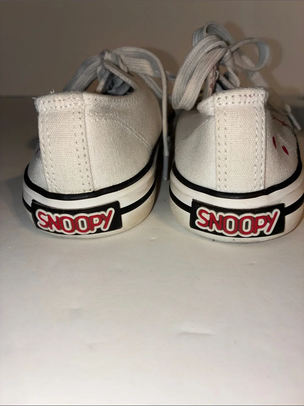 Snoopy, White Canvas Sneakers, Child’s Size 1